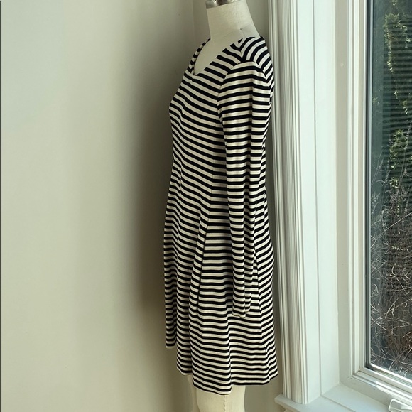striped thick knit long sleeve dress with pockets - Picture 2 of 6